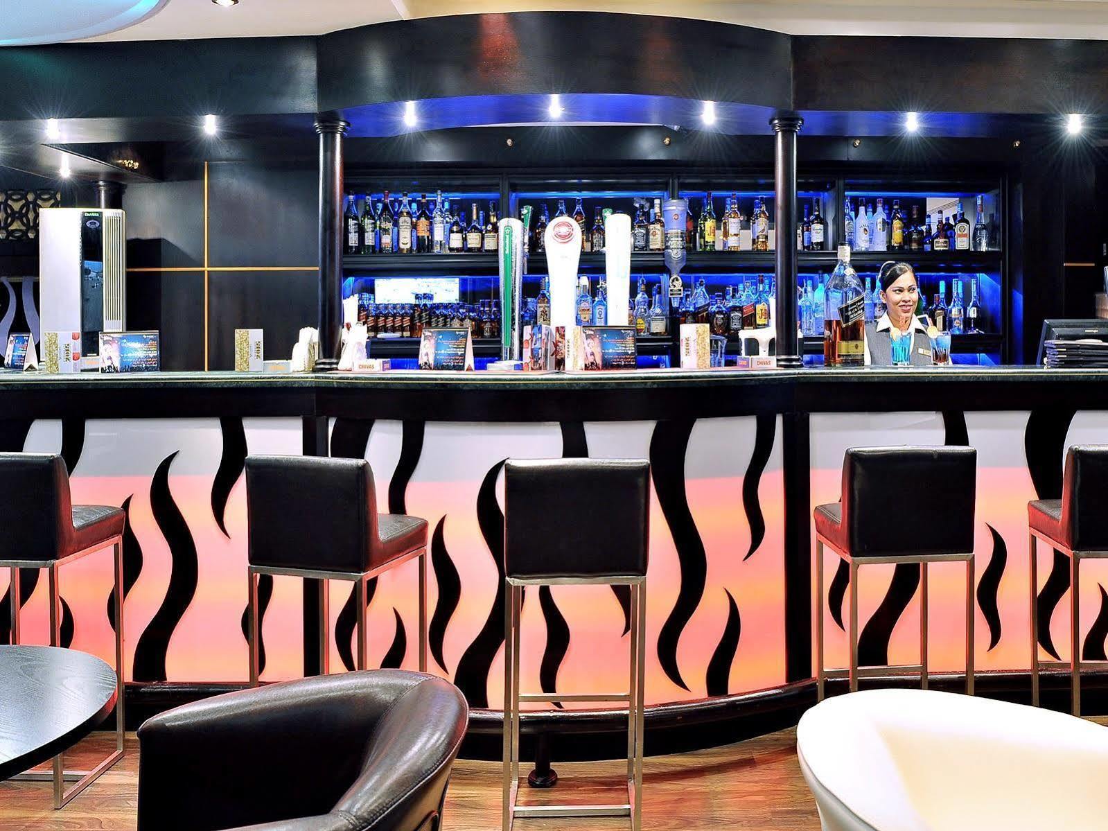 Signature Inn Al Riqqa Dubai Ngoại thất bức ảnh